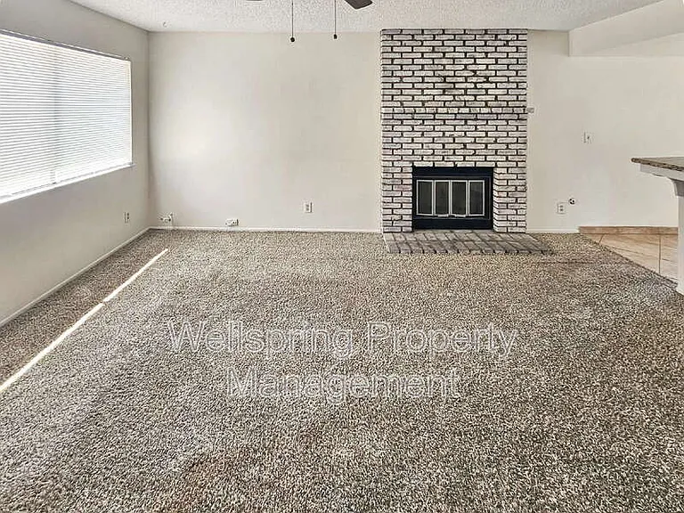 940 W Graaf Approved Application Do Not Apply #C — Photo 3