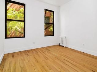 229 E 53rd St APT 2R, New York, NY 10022