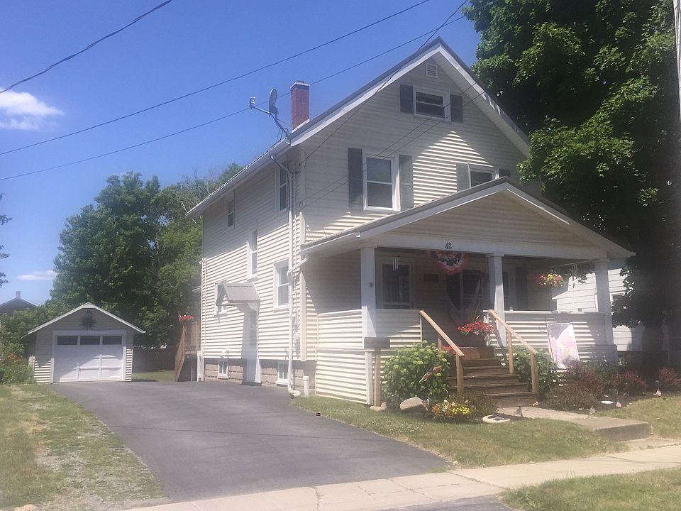 1st image of 42 Windsor St
