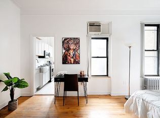 210 W 17th St APT 3D, New York, NY 10011