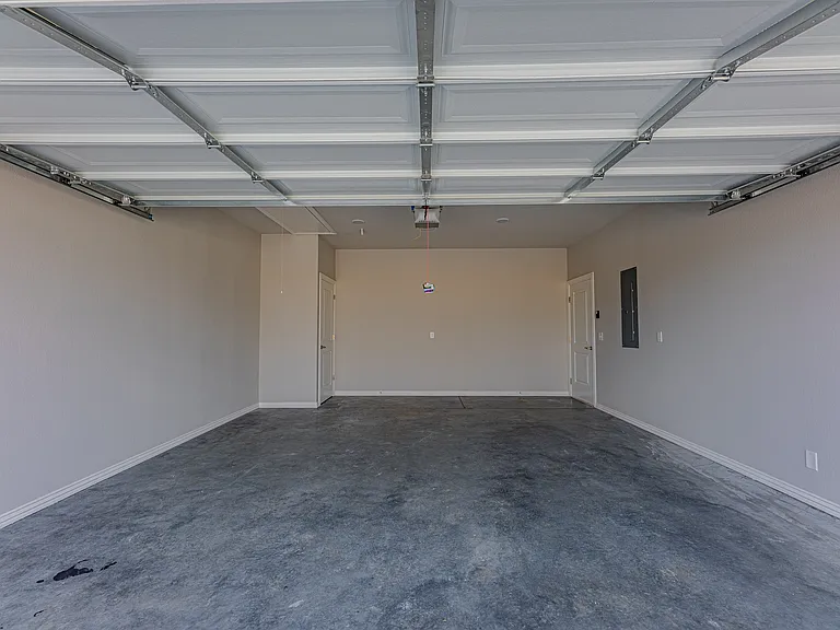 1607 Casuarina Dr #1 — Photo 23