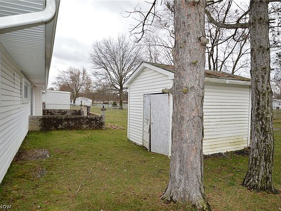 4th image of 2516 Amberly Dr