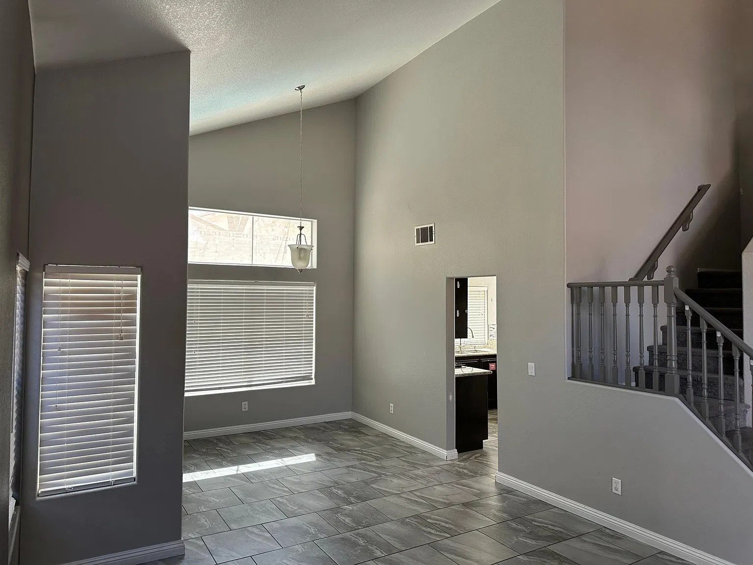 1761 Sunflower Ct — Photo 1