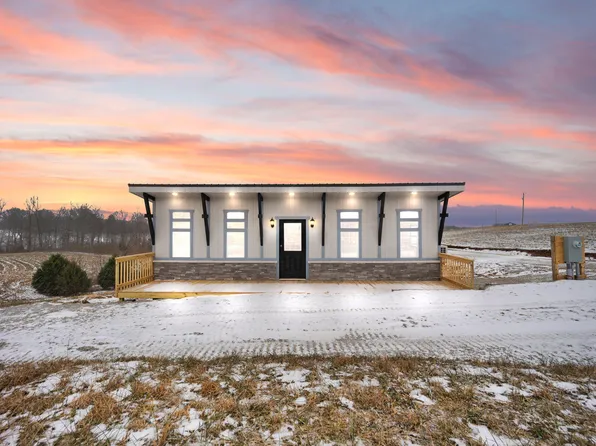 15 Harlan Rd, Nancy, KY 42544