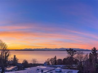 7019 47th Ave SW UNIT 13, Seattle, WA 98136