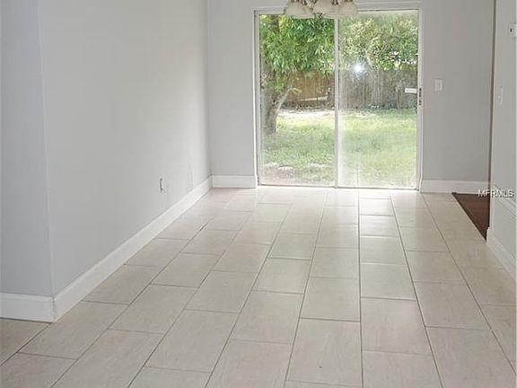 4th image of 2219 Eiffel Dr