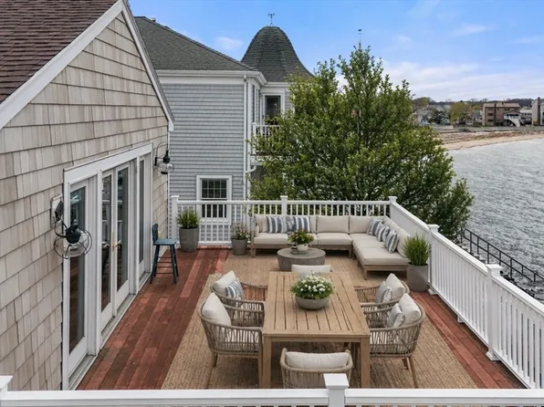 706 Sea St, Quincy, MA 02169