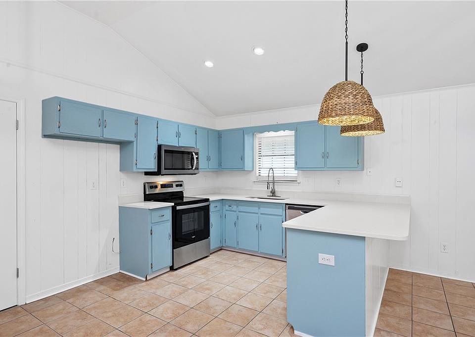 1209 Forest Ave Saraland AL Zillow