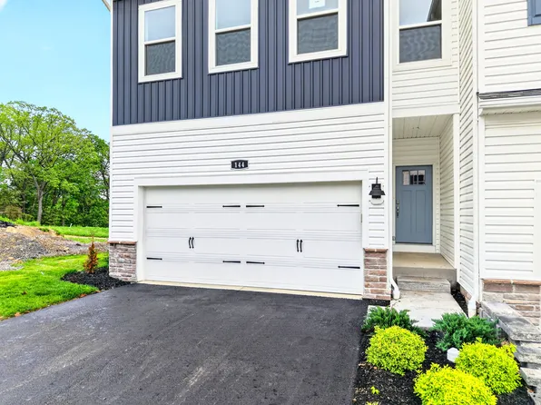 144 Scotland Ln, Harmony, PA 16037