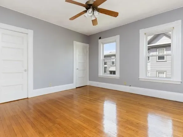 235 Whitwell St #2, Quincy, MA 02169