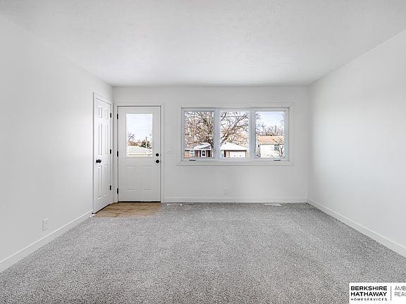 3rd image of 343 Highland Dr