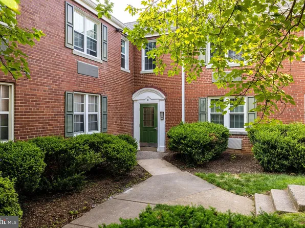 8 Ashby St APT C, Alexandria, VA 22305