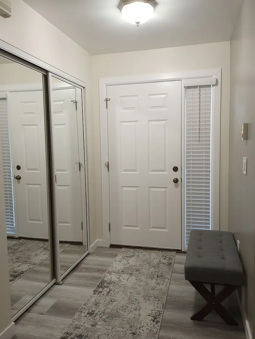 5064 Festival Blvd - 1D *One Month Free Rent With a New Lease* — Photo 3
