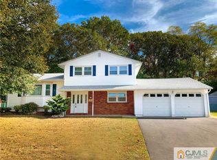 10 Kierst St, Parlin, NJ 08859