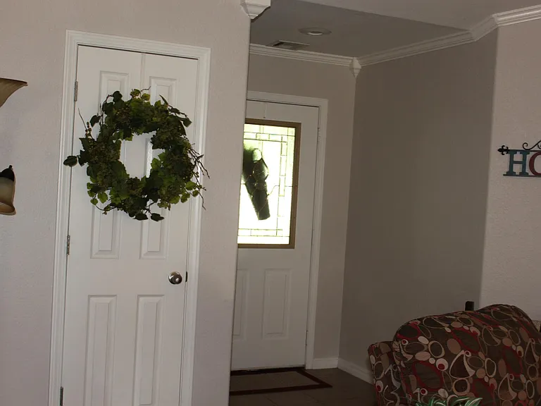 1 Keighley Ln — Photo 4