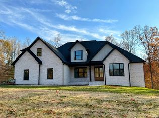 1129 Val Terrace Ct, Forest, VA 24551