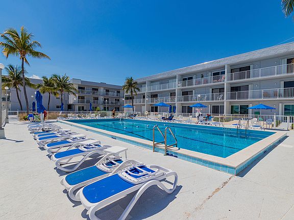 3rd image of 201 E Ocean Dr #1-306