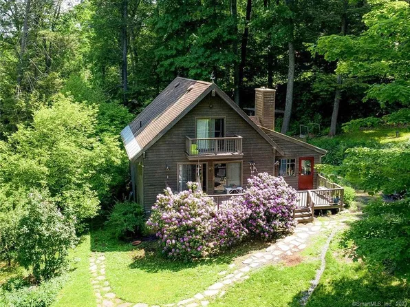 300 Low Road, Sharon, CT 06069