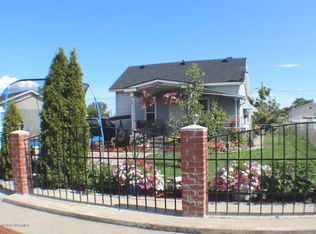 212 N Elm St, Toppenish, WA 98948