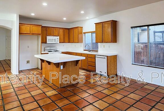 4th image of 29968 Rose Blossom Dr