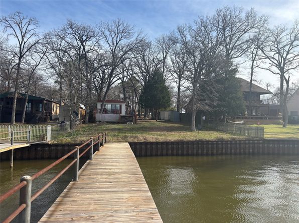 148 Bay Dr, Mabank, TX 75156