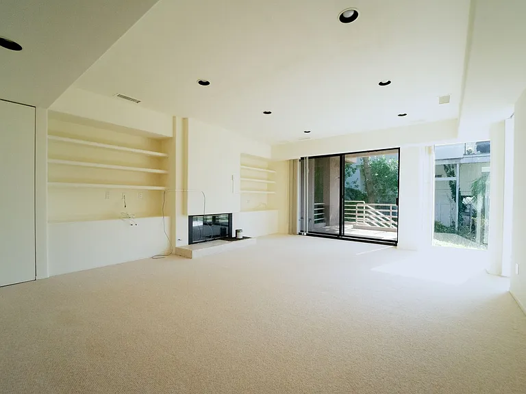 1348 Rhoda Dr — Photo 12