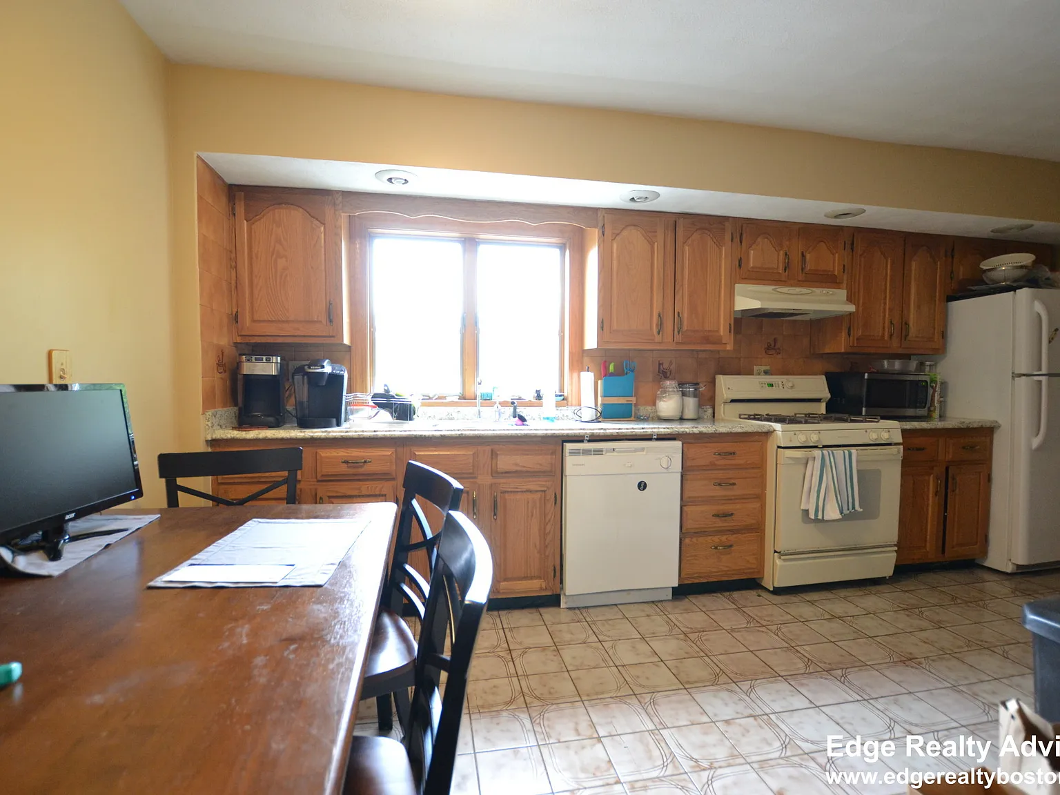 3 bed, $3,300 — Photo 3
