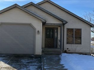 1708 Stewart Ave, Cambridge, OH 43725