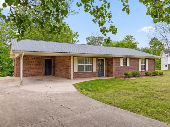 39 Malenda Dr, Trenton, GA 30752