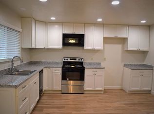 494 Edwin Dr, Vacaville, CA