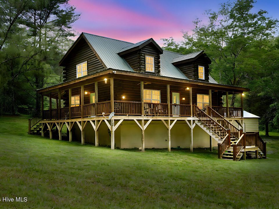 1st image of 365 Orchard Drive