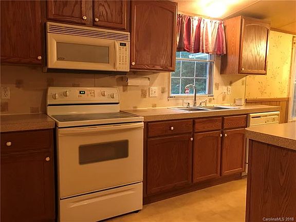 5th image of 5111 Pine Springs Dr