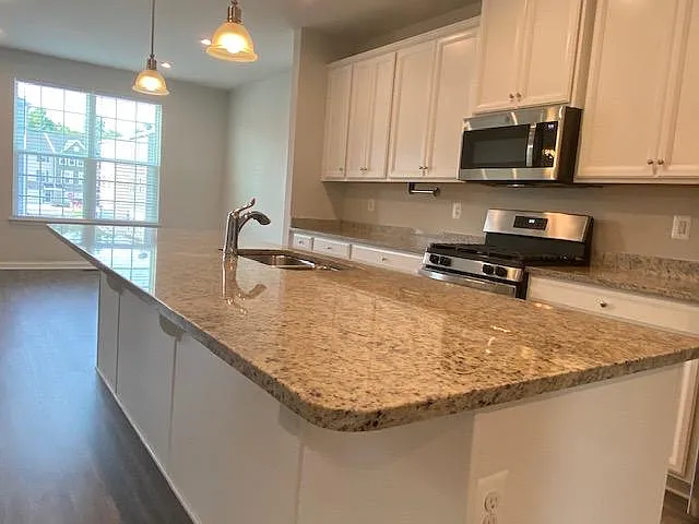 9828 Cedarmass Cir — Photo 3