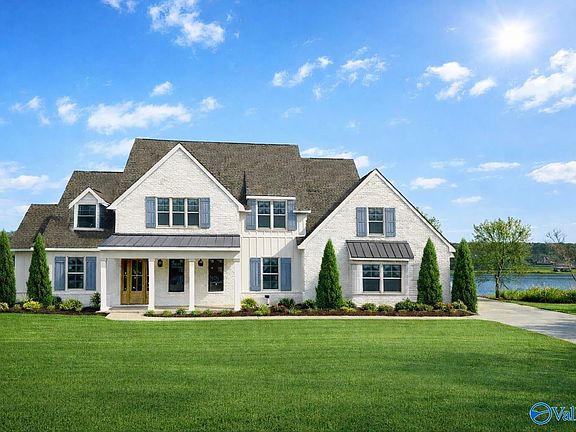 2nd image of 404 Lake Creek Dr
