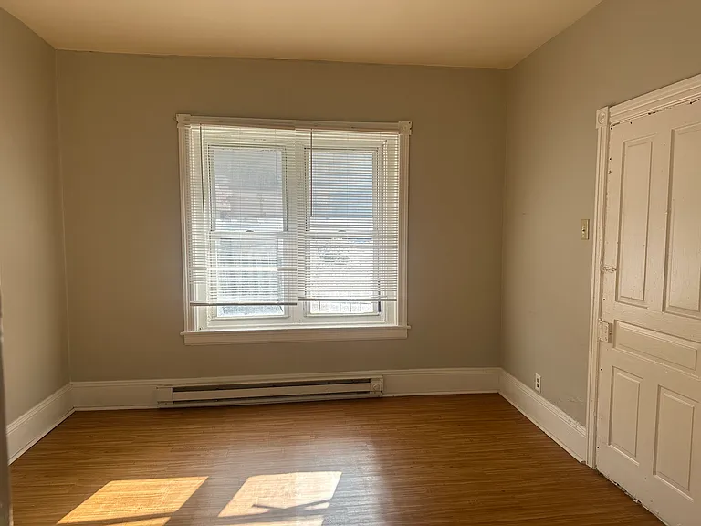1037 Mechanic St #1 — Photo 2