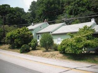 704 Friedensburg Rd, Reading, PA 19606