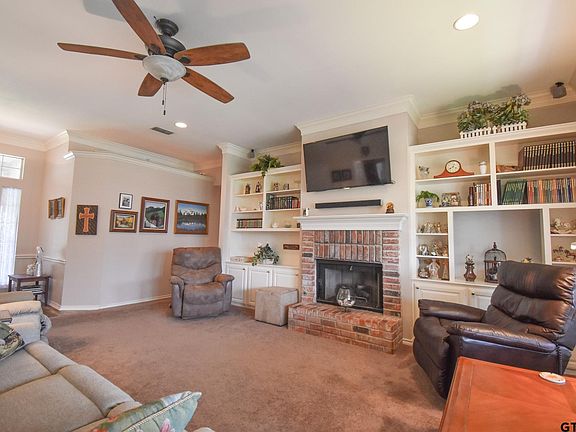 5th image of 3103 Arbor Oak Dr