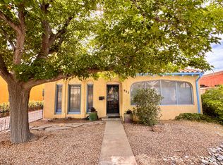 933 11th St NW, Albuquerque, NM 87102