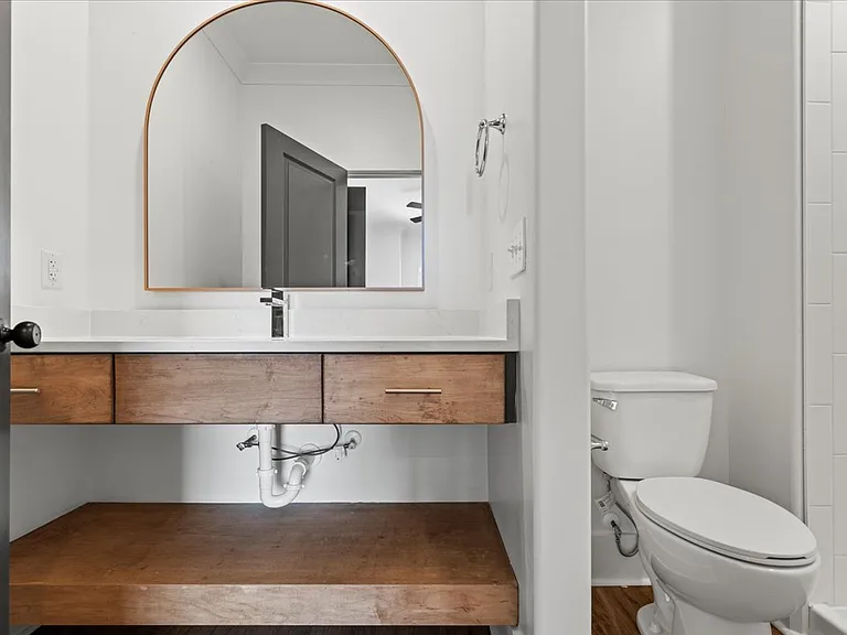 1308 Twelve Oaks Ln #1 — Photo 6