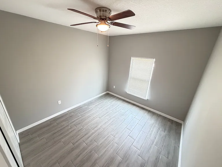 1388 Hazel St NW — Photo 14