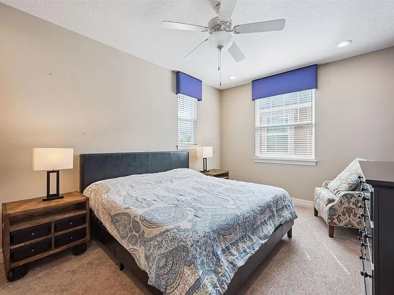 2683 Amati Dr — Photo 32