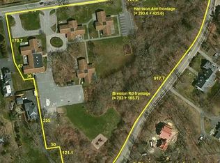 90 Harrison Ave, Newport, RI 02840