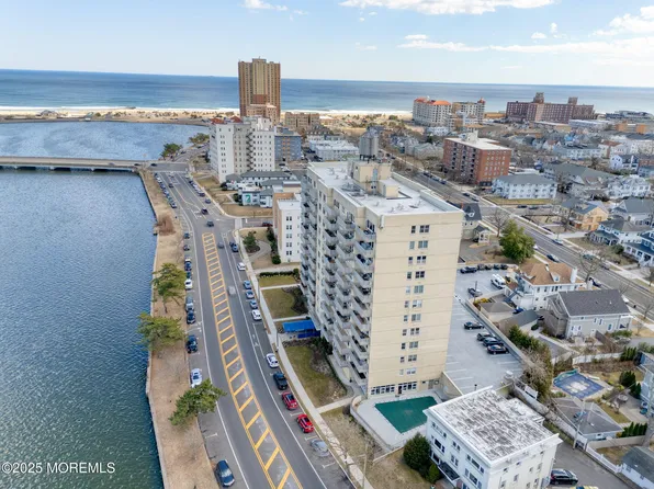 510 Deal Lake Drive #5K, Asbury Park, NJ 07712