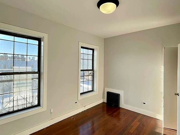 5th image of 356 Franklin Ave #3WW