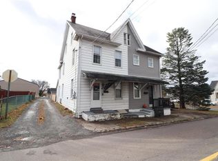 17 E 3rd St, Wind Gap, PA 18091