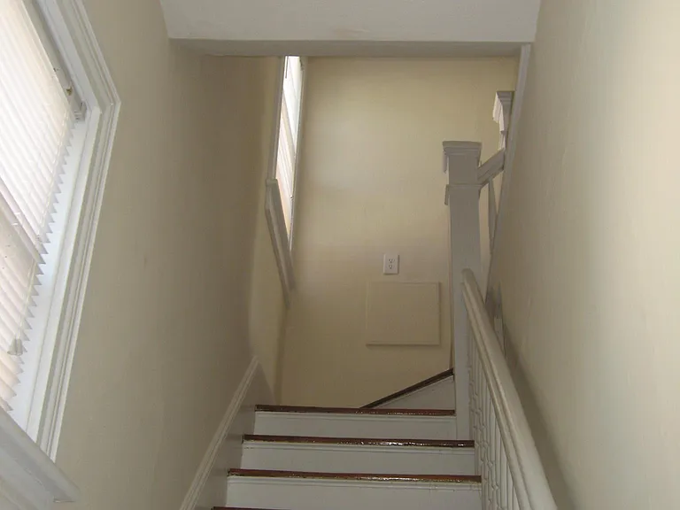 700 Graydon Ave #2 — Photo 8