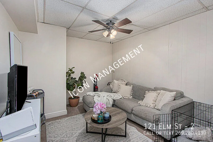 Cozy 2-bed in Historic Stuart Neighborhood — Photo 2