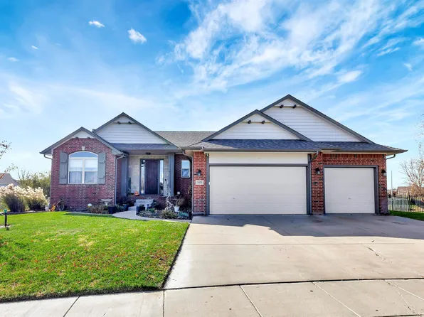 2423 N Spring Hollow St, Wichita, KS 67228