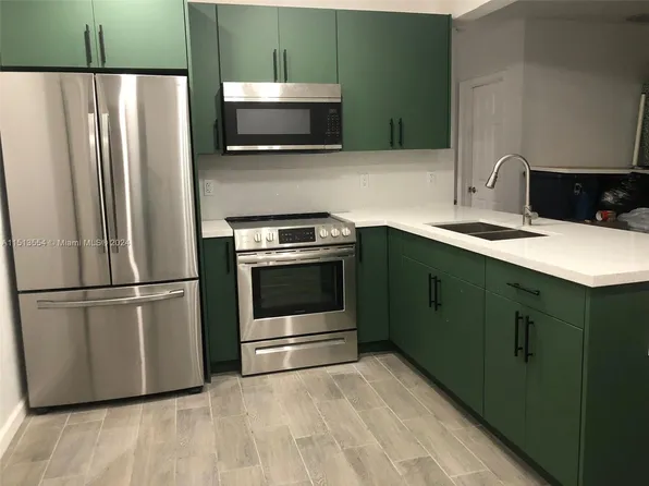 1285 NW 129th St, North Miami, FL 33167