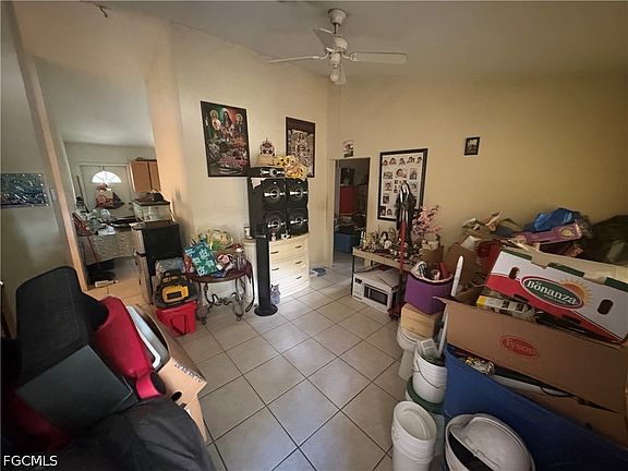 5th image of 3123 Pine Tree Dr